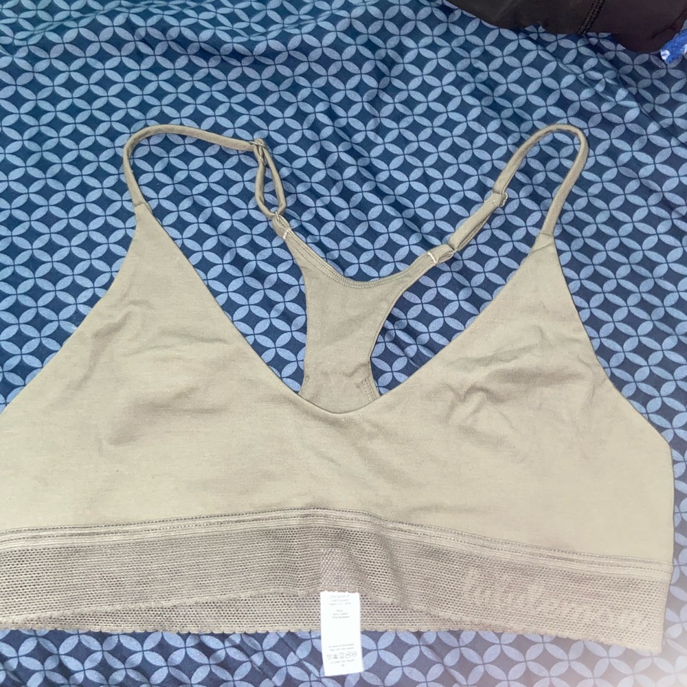 Lulu sports bra
